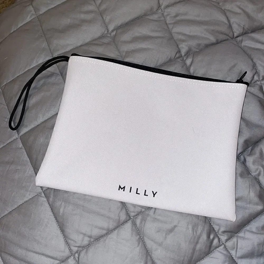 ✨Milly White Slay All Day Zipper Pouch